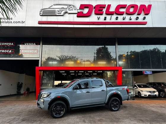 NISSAN FRONTIER 2.3 16V TURBO DIESEL PRO4X CD 4X4 AUTOMÁTICO NISSAN FRONTIER 2.3 16V TURBO DIESEL PRO4X CD 4X4 AUTOMÁTICO